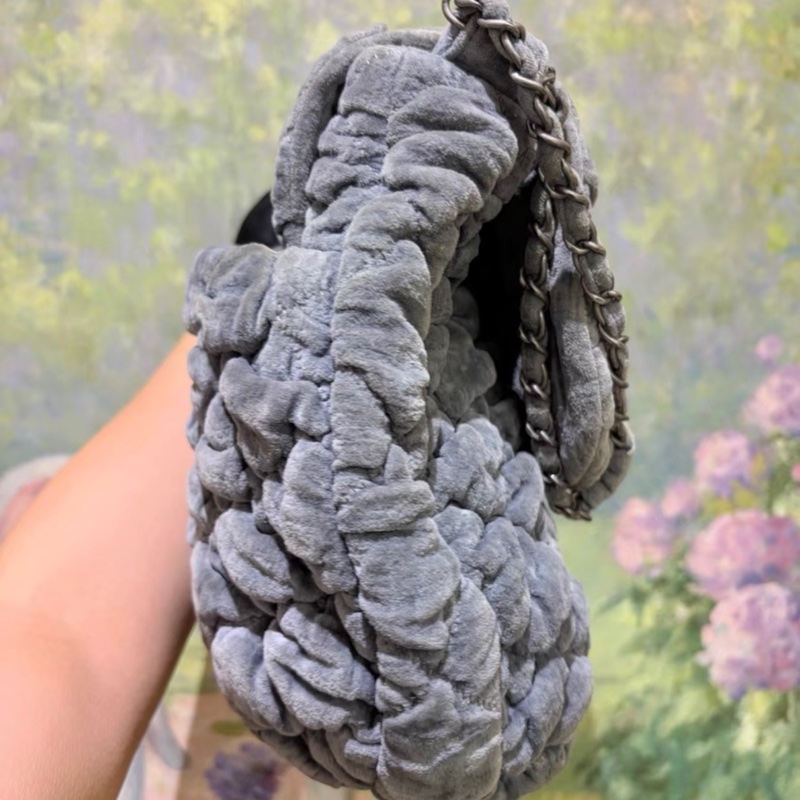 CHANEL/香奈兒 灰色絲絨銀扣雲朵包機場包 12開中古 尺寸39*13*28-5