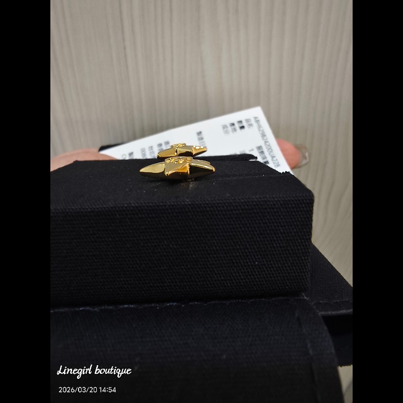 Chanel 26S星星耳環(淡金色)-4