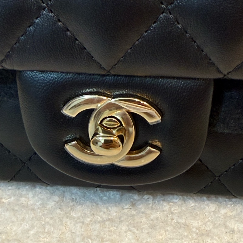 Chanel CF17黑金方胖子-3