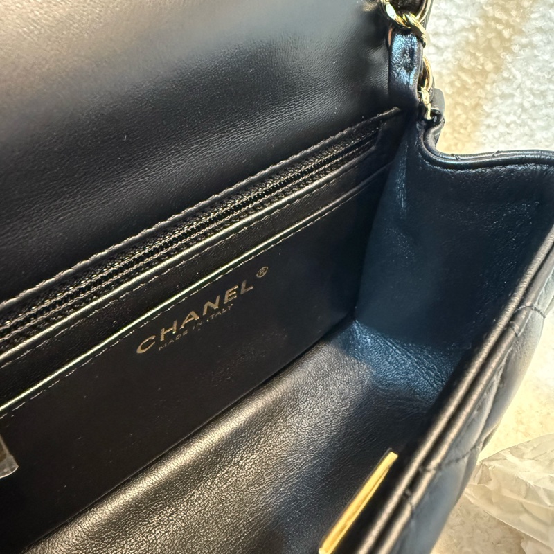 Chanel CF17黑金方胖子-4