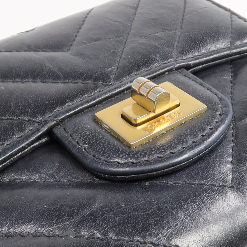 CHANEL 牛皮皮革2.55 Wallet金扣錢包-16