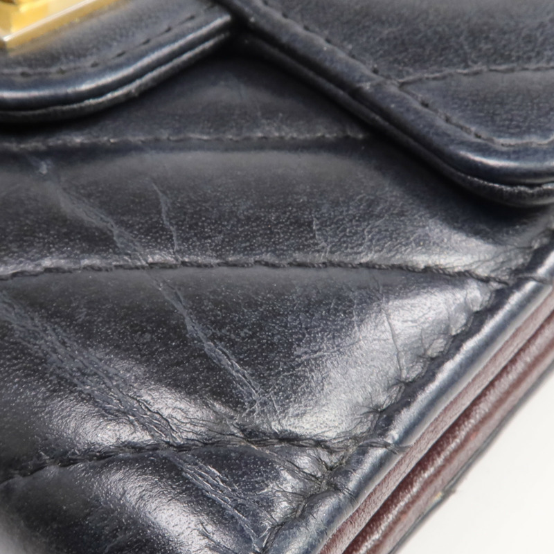 CHANEL 牛皮皮革2.55 Wallet金扣錢包-17