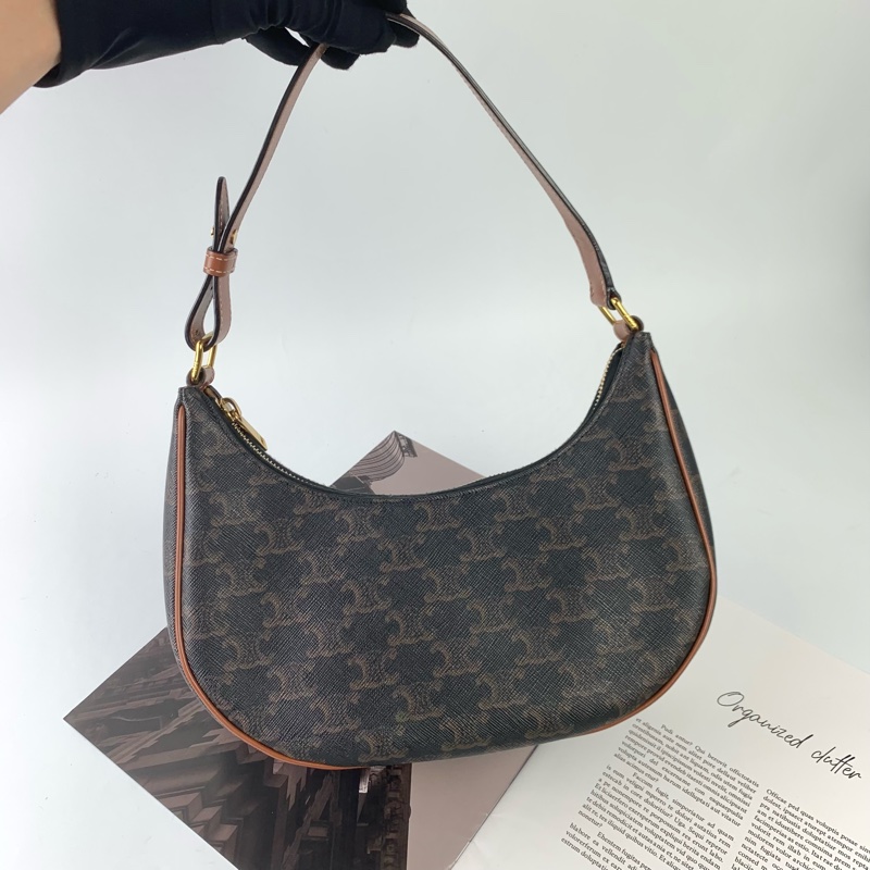 Celine經典腋下包-1