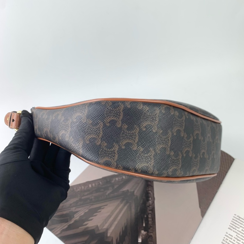 Celine經典腋下包-7