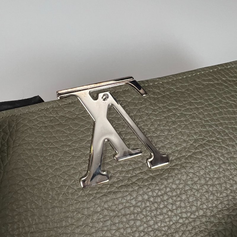 LV N96332/晶片款 綠蛇皮Capucines長夾-8