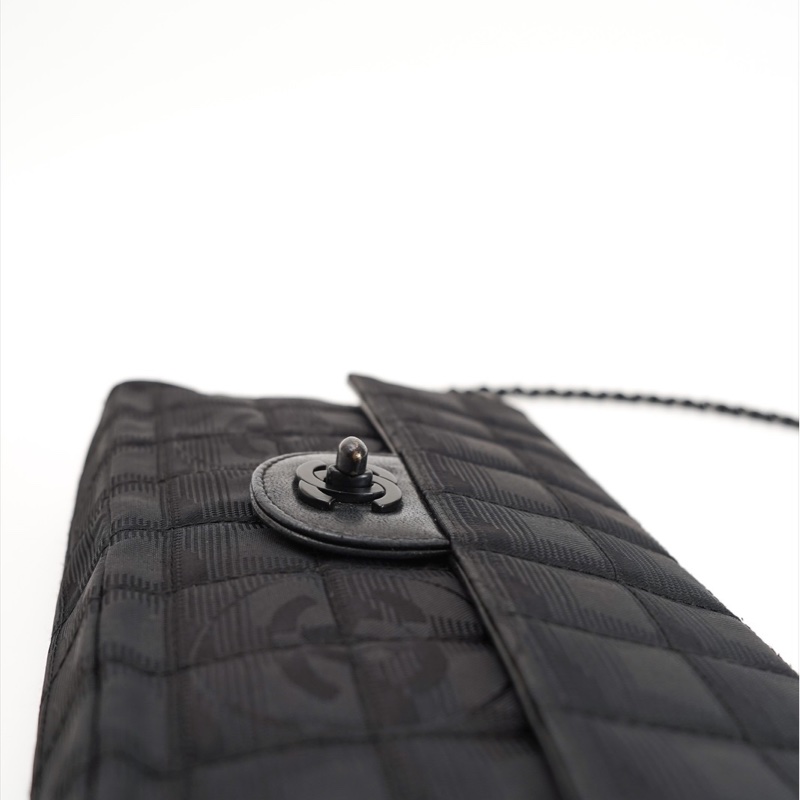 Chanel 黑色Travel Line帆布冰格East West 肩背腋下包-8