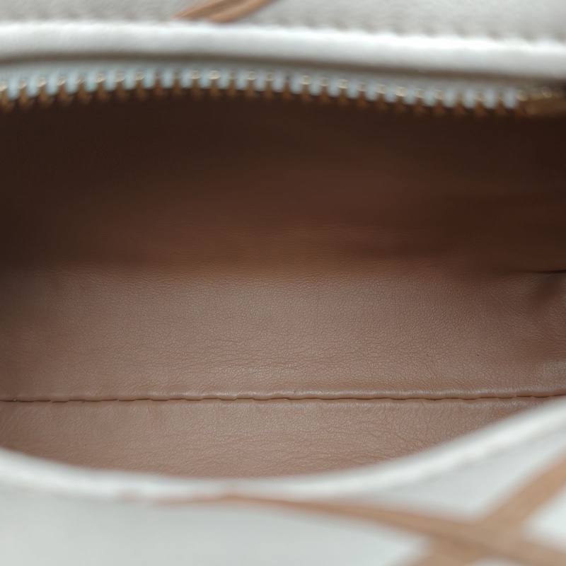 LOUIS VUITTON 米色牛皮晶片SideTrunk軟盒子包小號肩背包-5