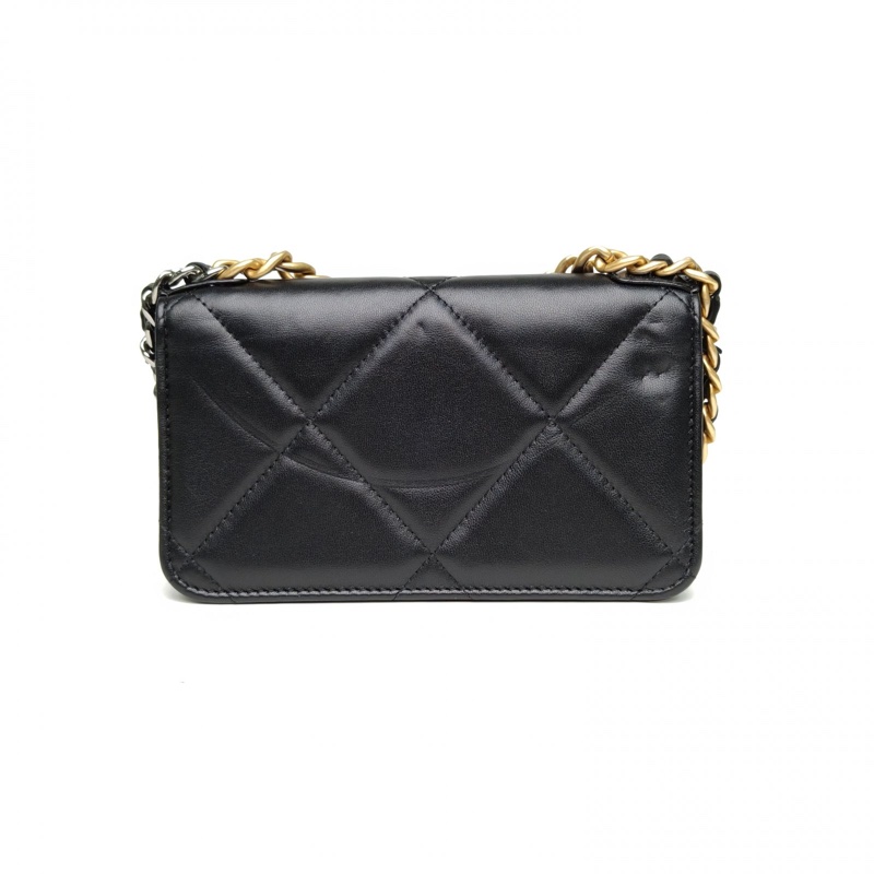 CHANEL 19BAG吸扣woc17黑色羊皮鐳射標金銀扣肩背包-2