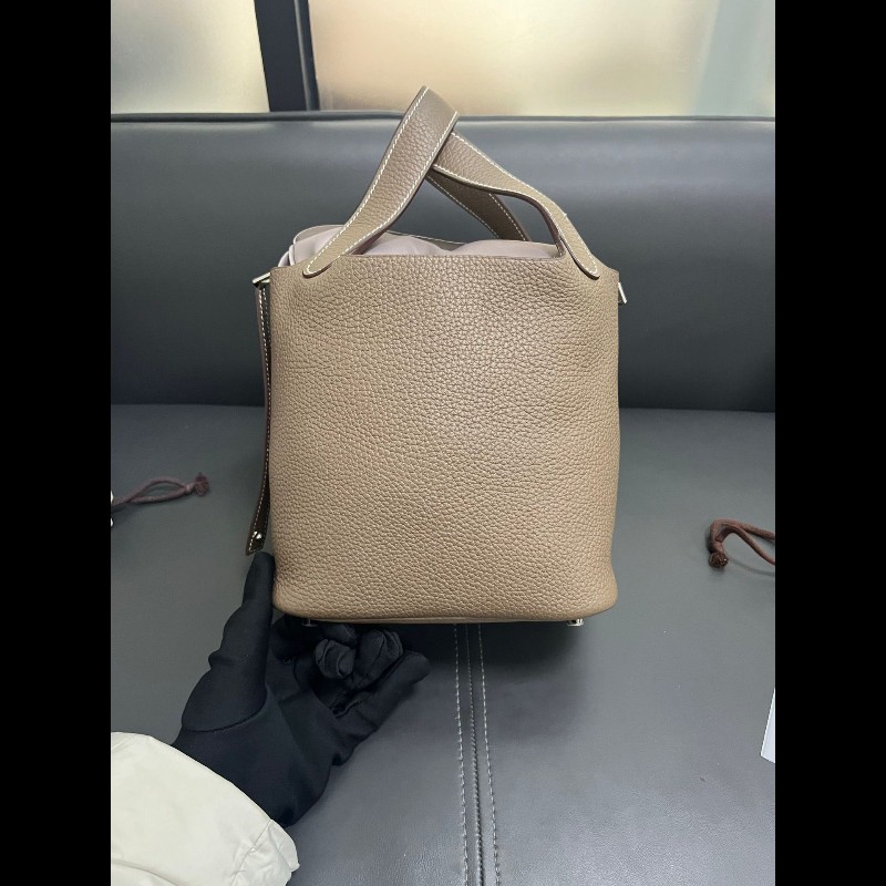 Hermes picotin18
大象灰銀扣 菜籃子-3