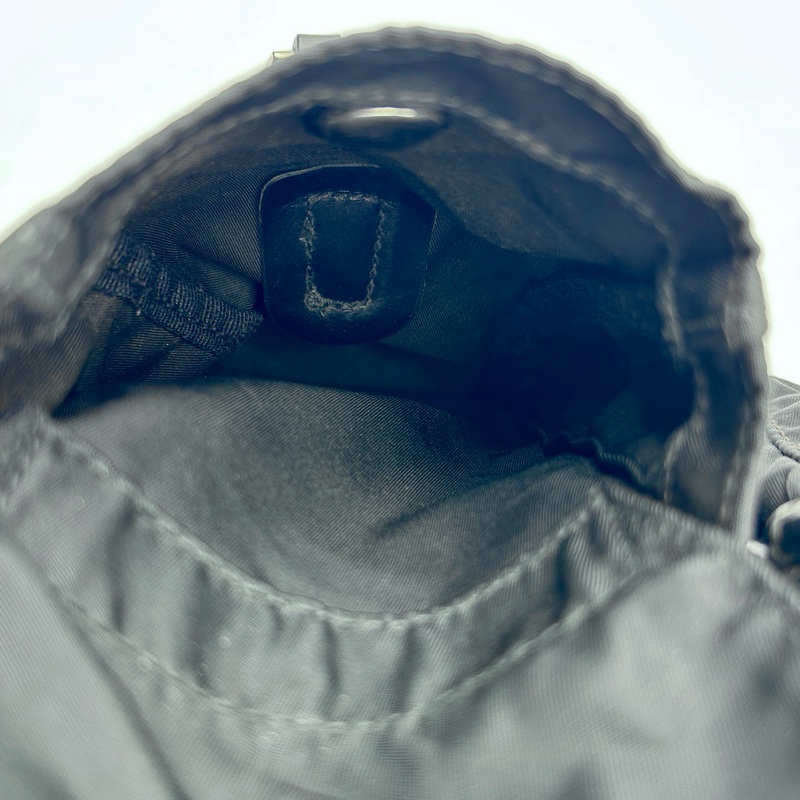 「JL精品代購」Prada黑銀小號降落傘尼龍雙肩包-18