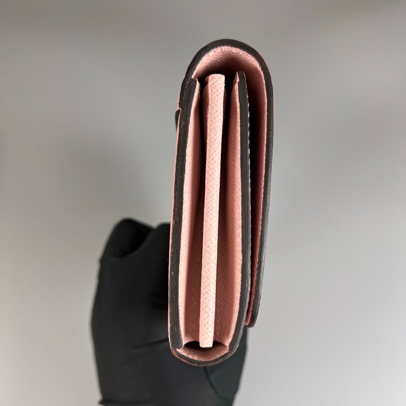 LV M61178/晶片款 粉水波紋Twist長夾-3