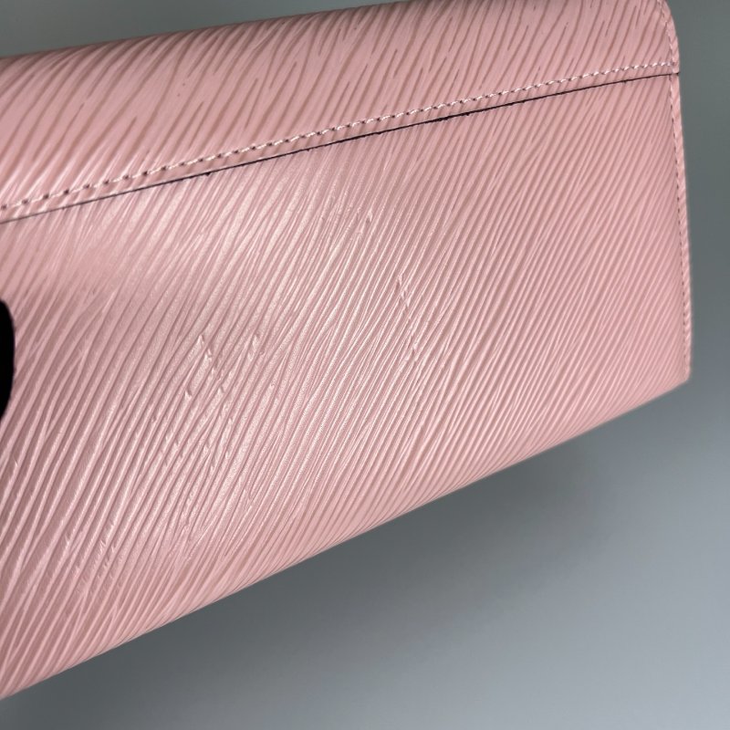 LV M61178/晶片款 粉水波紋Twist長夾-8