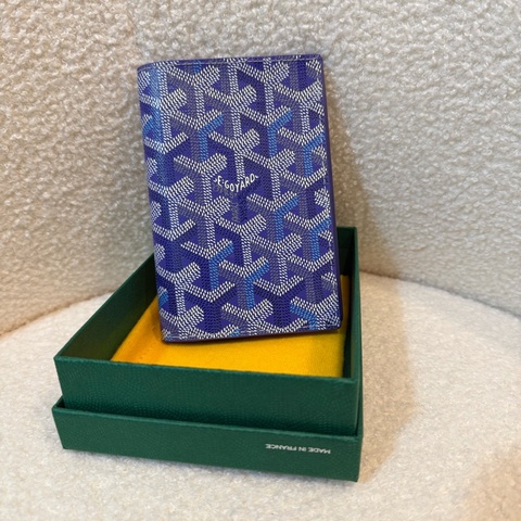 Goyard passport holder