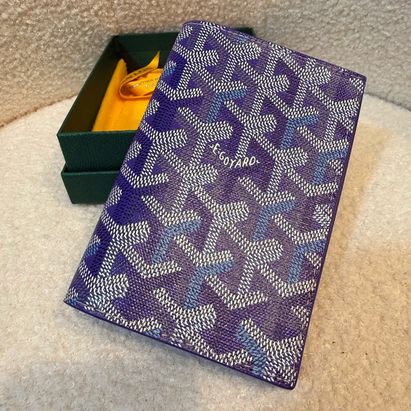 Goyard passport holder-2