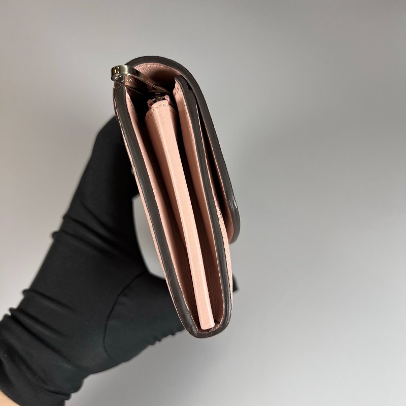 LV M60145/晶片款 粉雷射長夾-2