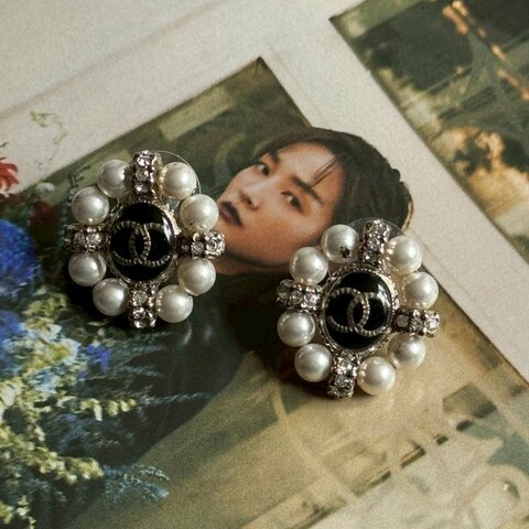 💖飾品收藏款 Chanel 圓形珍珠質感耳環