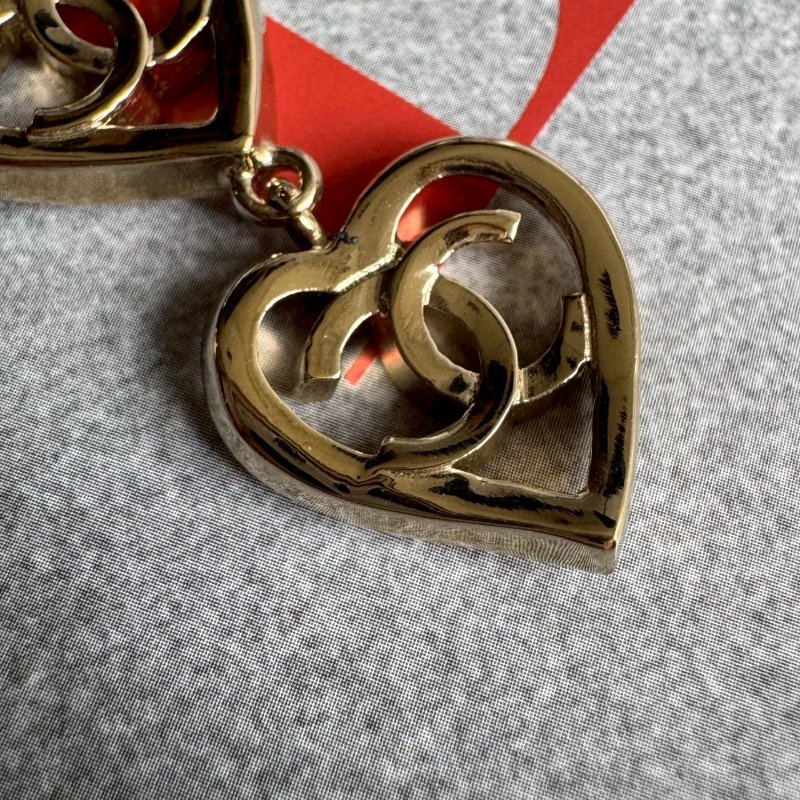 💥全新商品💥Chanel 金色愛心香奈兒長條耳環-7