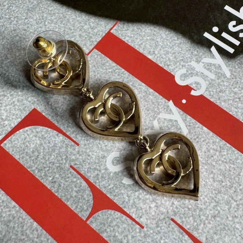💥全新商品💥Chanel 金色愛心香奈兒長條耳環-9