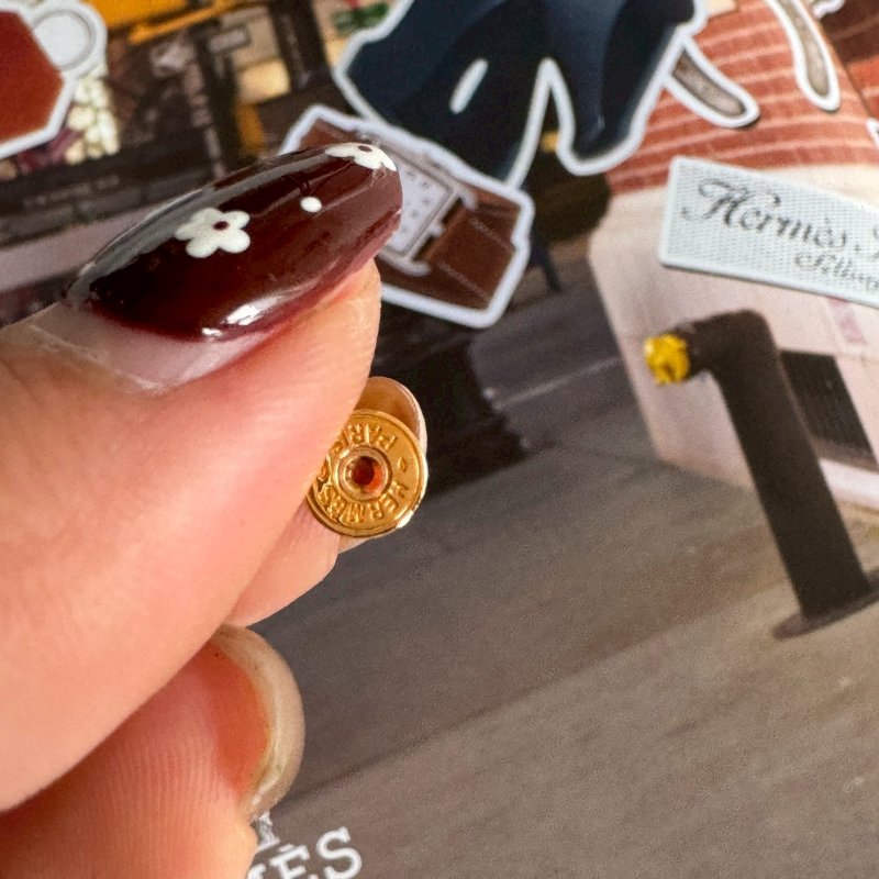 ✨必買款✨全新商品 Hermes 奶茶色H玫瑰金 mini pop耳環-2