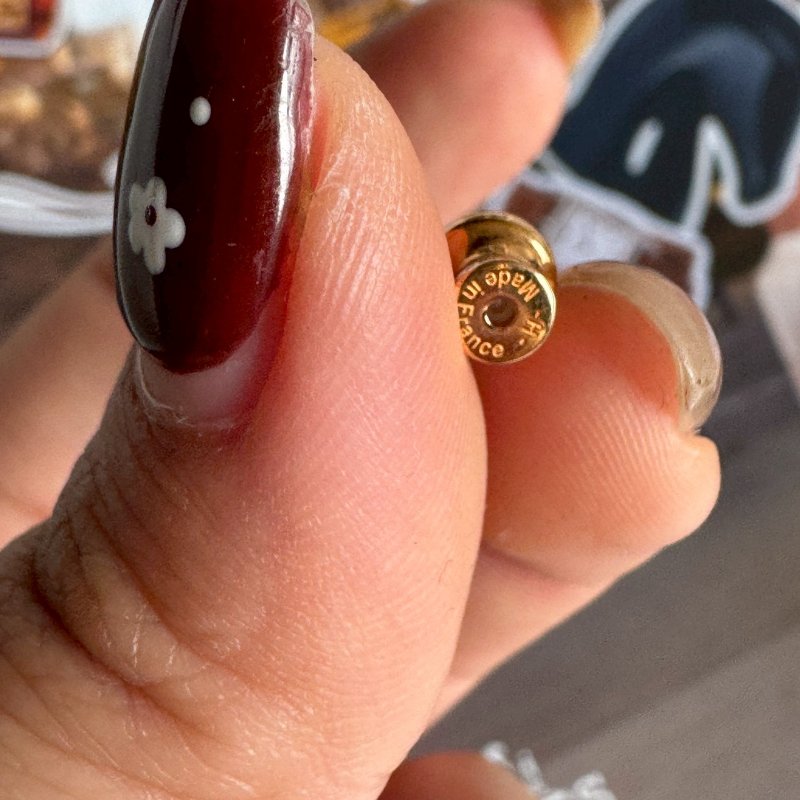 ✨必買款✨全新商品 Hermes 奶茶色H玫瑰金 mini pop耳環-4