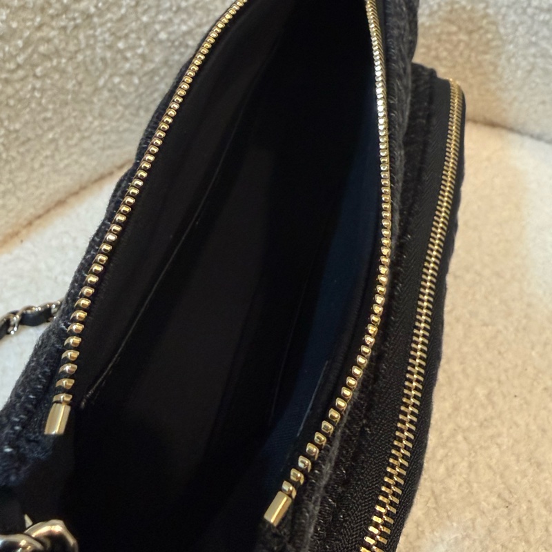 Chanel 黑牛仔相機包-4