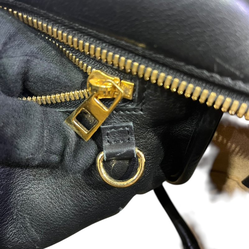 【美收精品】LOEWE黑色肩背包 5-156-8