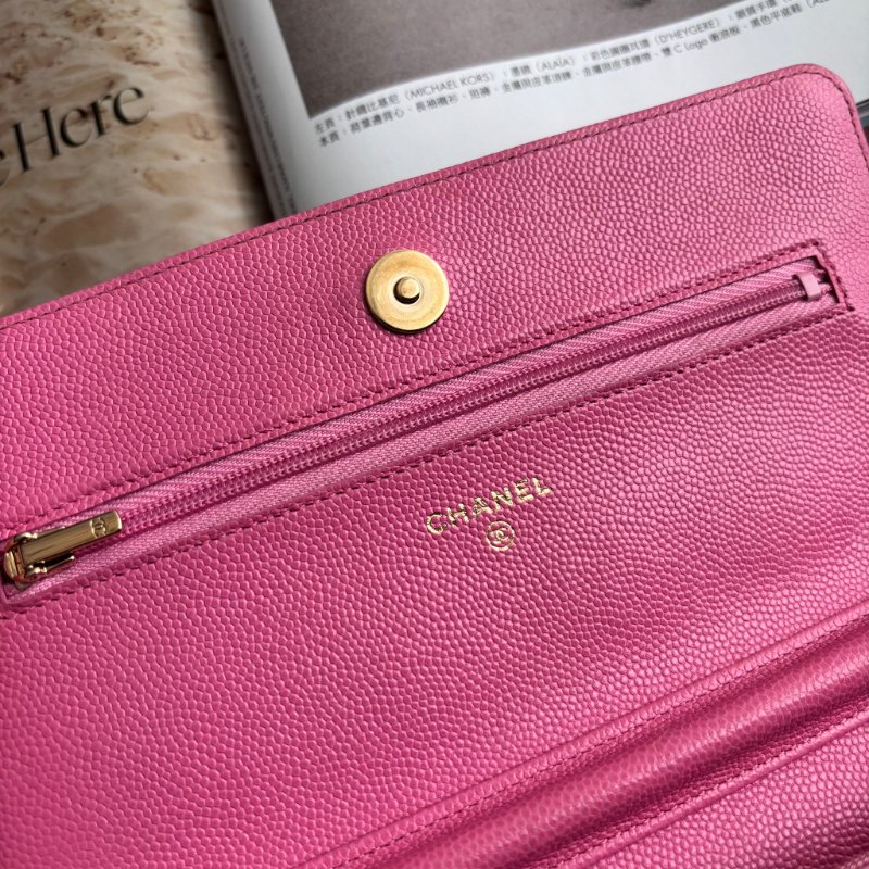 ::CHANEL:: 粉色金雙C 吸釦鏈帶WOVC 鍊條包 斜背包 鍊帶皮夾-16