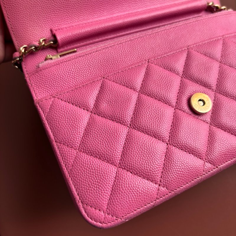 ::CHANEL:: 粉色金雙C 吸釦鏈帶WOVC 鍊條包 斜背包 鍊帶皮夾-19