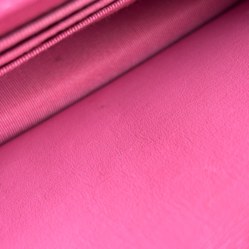 ::CHANEL:: 粉色金雙C 吸釦鏈帶WOVC 鍊條包 斜背包 鍊帶皮夾-25