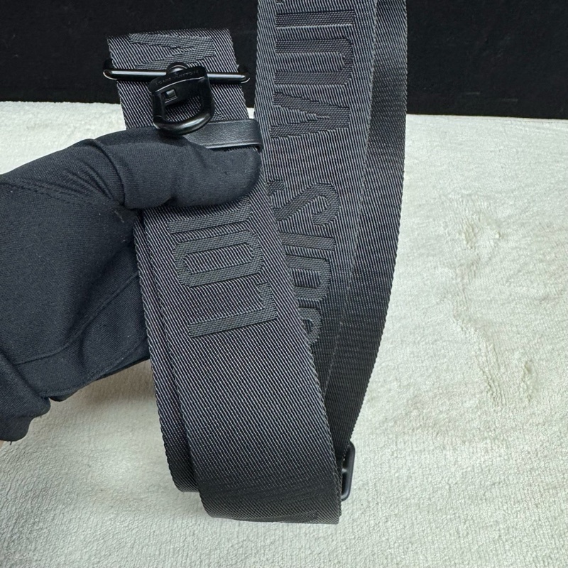 LV路易威登 黑色老花Saumur郵差包 芯片款-8