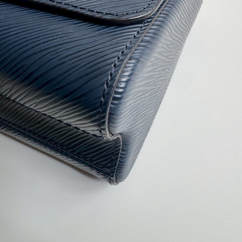 📍專櫃半價不到📍LV 海軍藍EPI材質twist雙鏈包MM-4