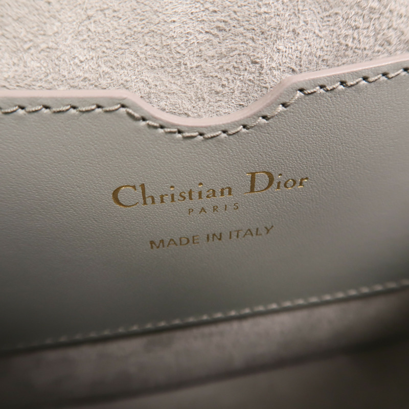 Dior 牛皮皮革Bobby Bag Medium金扣肩背袋-5