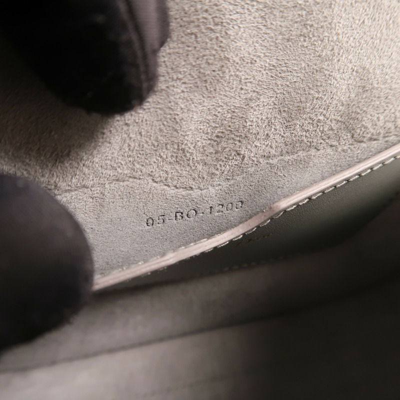 Dior 牛皮皮革Bobby Bag Medium金扣肩背袋-6