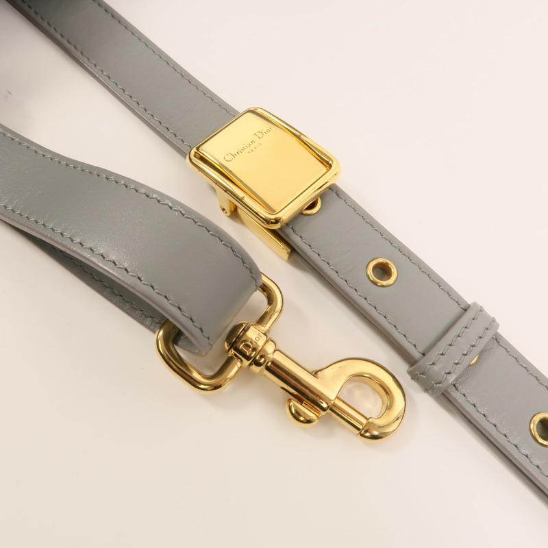 Dior 牛皮皮革Bobby Bag Medium金扣肩背袋-16