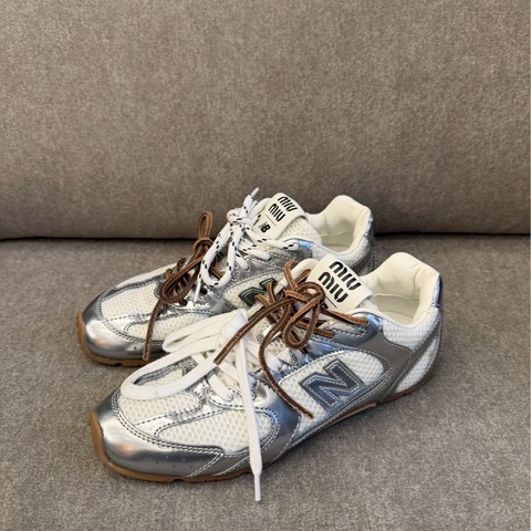 NB  x Miu Miu聯名限量鞋