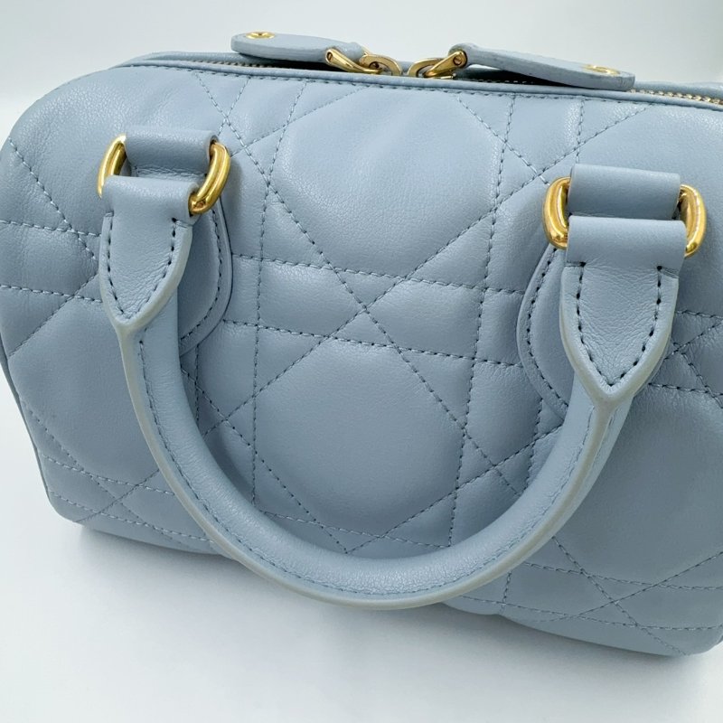 DIOR雲藍色羊皮金釦GROOVE保齡球包M1364UBOL-11