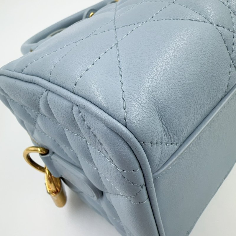 DIOR雲藍色羊皮金釦GROOVE保齡球包M1364UBOL-17