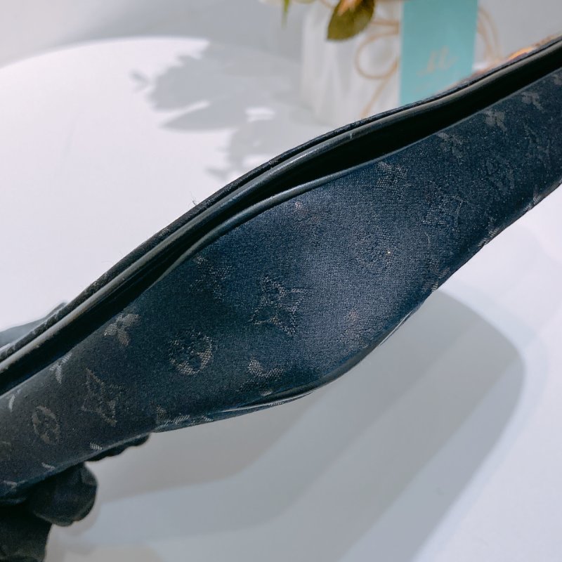 TW4779 Louis Vuitton 路易威登 中古 蘑菇/長頸鹿/白雲 圖案 Monogram Satin Comte De Fe Musette Black x PHW-5