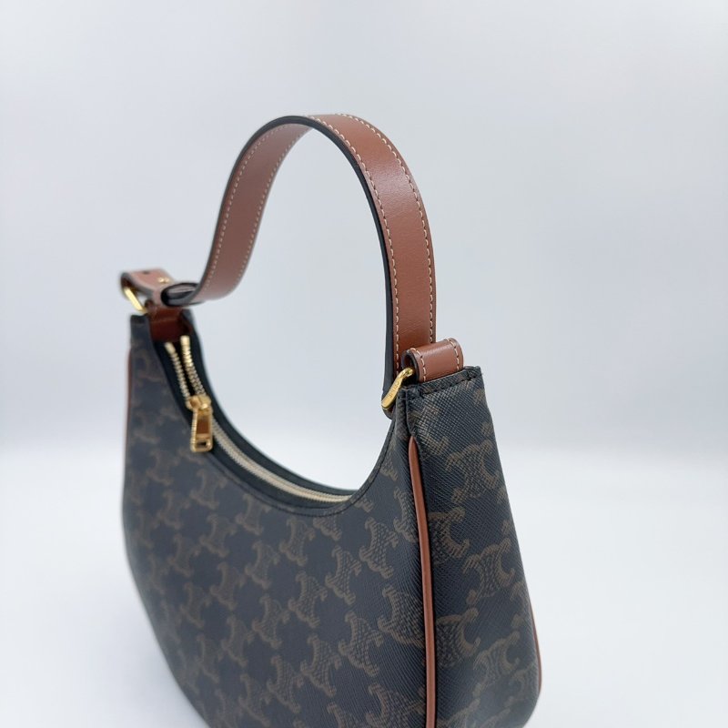 CELINE老花拼咖啡色皮革AVA腋下包-8