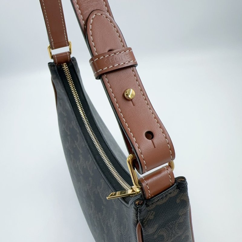 CELINE老花拼咖啡色皮革AVA腋下包-11