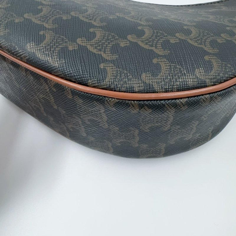 CELINE老花拼咖啡色皮革AVA腋下包-13