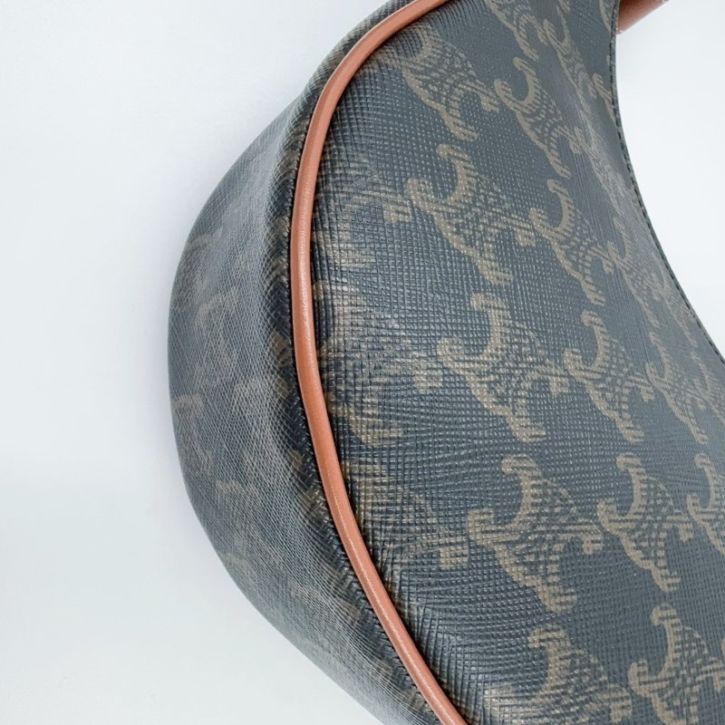 CELINE老花拼咖啡色皮革AVA腋下包-14