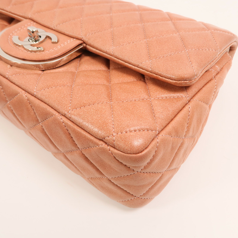 CHANEL 羊皮皮革Chain Shoulder銀扣鏈帶肩背袋-10