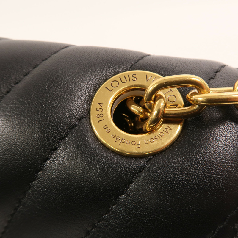 LOUIS VUITTON 牛皮皮革New Wave PM金扣鏈帶肩背袋-12