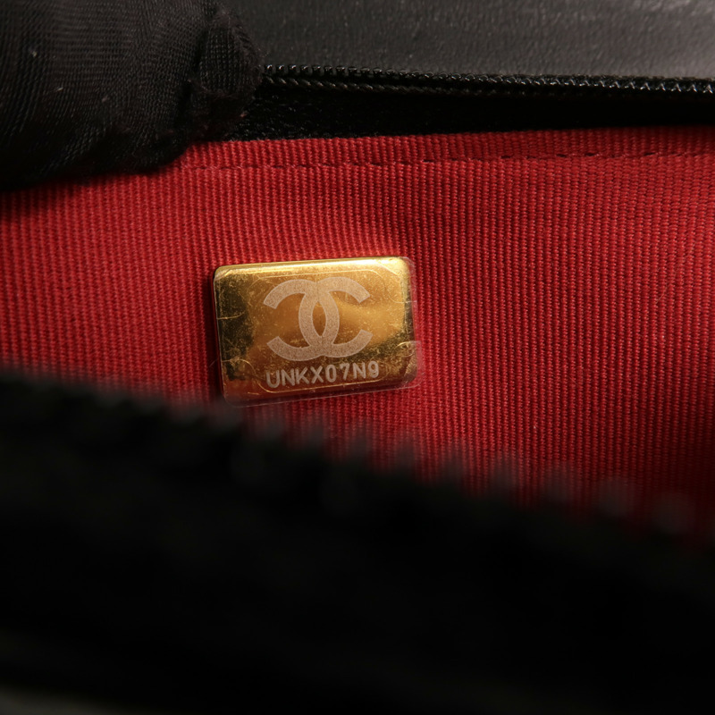 CHANEL 羊皮皮革WOC 19金扣鏈帶肩背袋-6