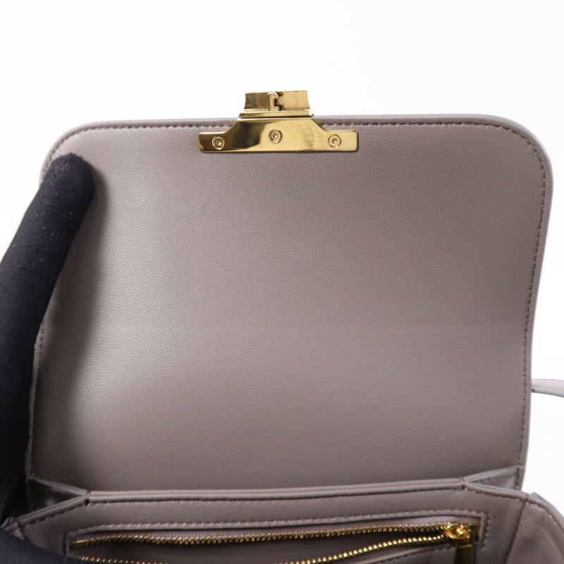 CELINE 牛皮皮革Teen Triomphe金扣肩背袋-14