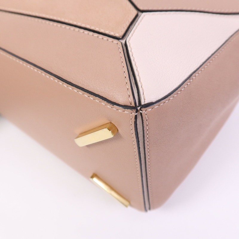 LOEWE 牛皮皮革Puzzle Medium金扣手挽肩背兩用袋-10