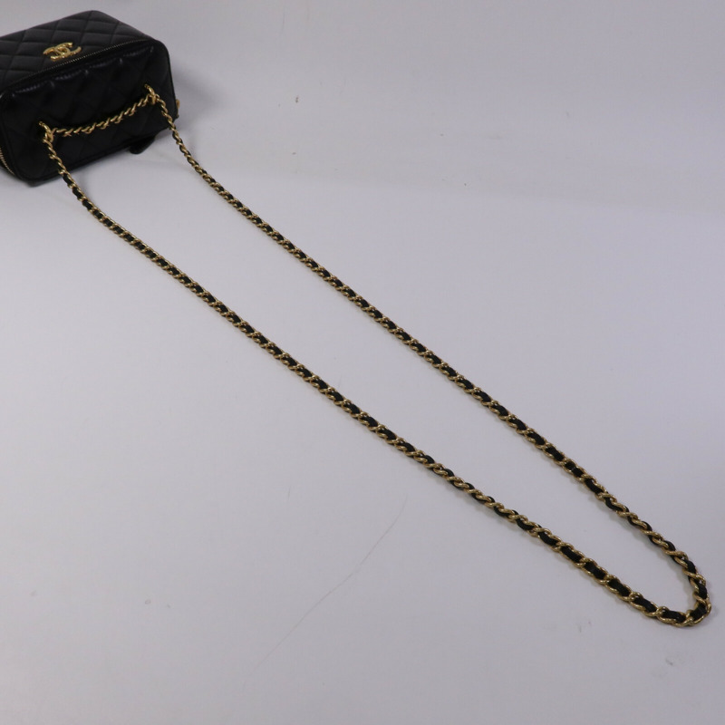 CHANEL 羊皮皮革Vanity Case金扣鏈帶肩背袋-7