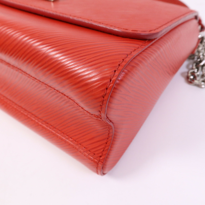 LOUIS VUITTON Epi Twist MM銀扣鏈帶肩背袋-10