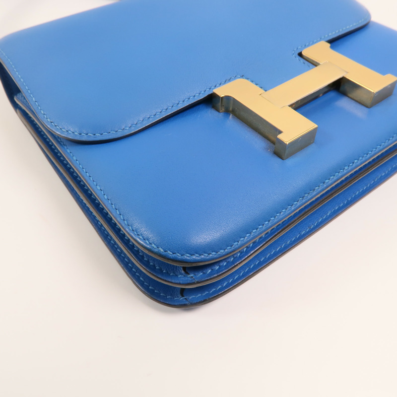 HERMES Swift皮革Constance Mini金扣肩背袋Bleu Izmir-9
